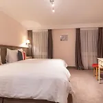 Hotel Central, & Lounge Bar 3*