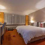 Central, & Lounge Bar Hotel Crans-Montana