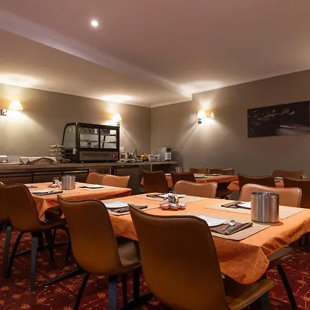 Central, & Lounge Bar Hotel Crans-Montana