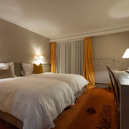 Hotel Central, & Lounge Bar 3*