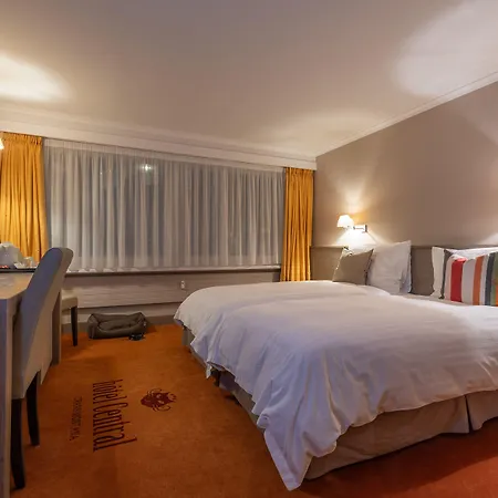 Central, & Lounge Bar Hotel Crans-Montana