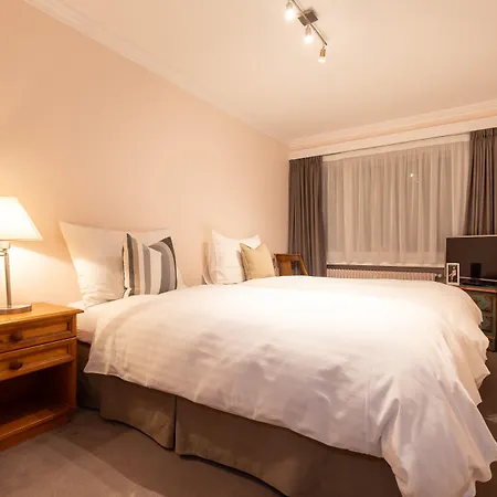 Hotel Central, & Lounge Bar