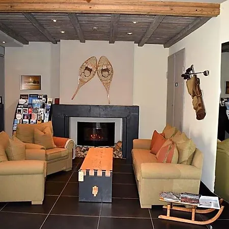 Central, & Lounge Bar Crans-Montana