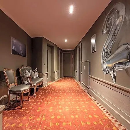 Central, & Lounge Bar 3* קראנס-מונטנה