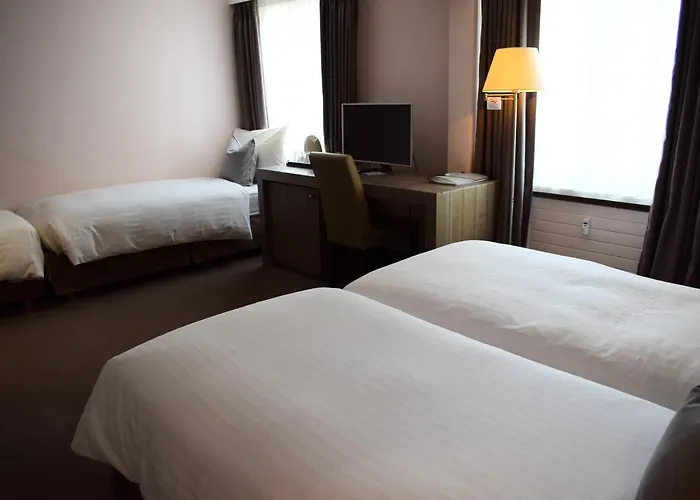 Central, & Lounge Bar Crans-Montana