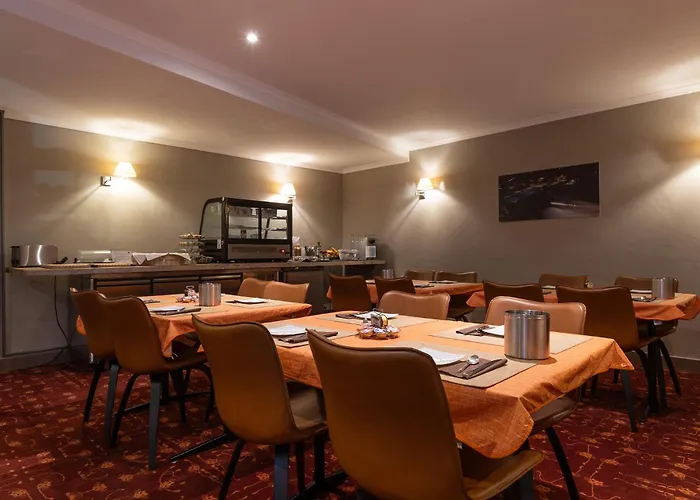 Central, & Lounge Bar Hotell Crans-Montana