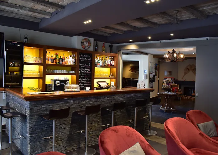 Central, & Lounge Bar 3* Crans-Montana