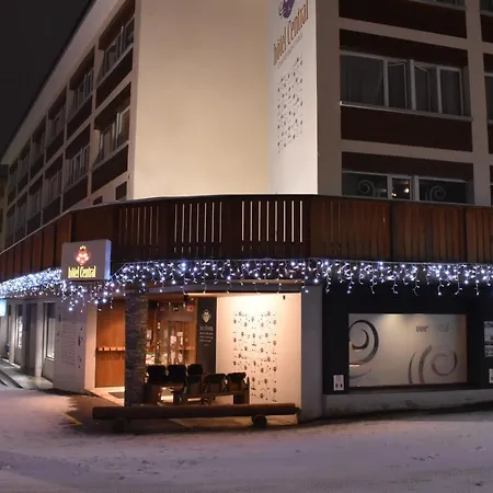 Central, & Lounge Bar 3*