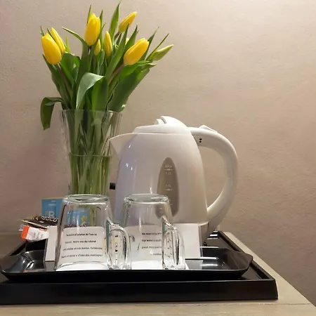 Central, & Lounge Bar 3*