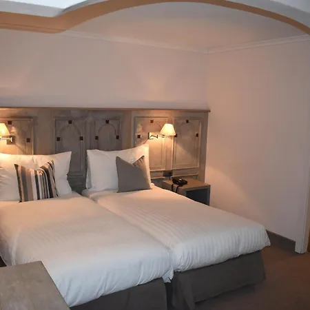 Szálloda Central, & Lounge Bar