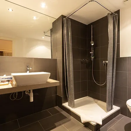 Hotell Central, & Lounge Bar Crans-Montana