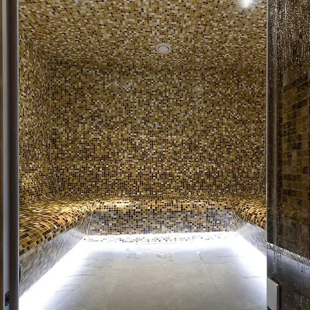 Szálloda Central, & Lounge Bar Crans-Montana